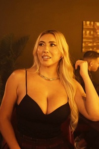 [18+] Wingwoman Secures A Threesome (2026) Brazzers English [Adults-Film] Video 720p [270MB] HDRip
